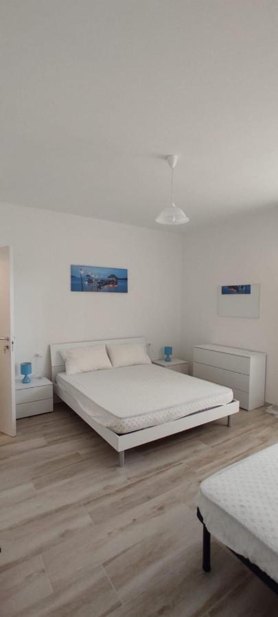 Apartamento Zona Maldive Del Salento, Vistamare2, Sabbia 10'A Piedi, Bbq, 2 Bagni, 2 Clima, Posto Auto Esclusivo Torre Pali Exterior foto