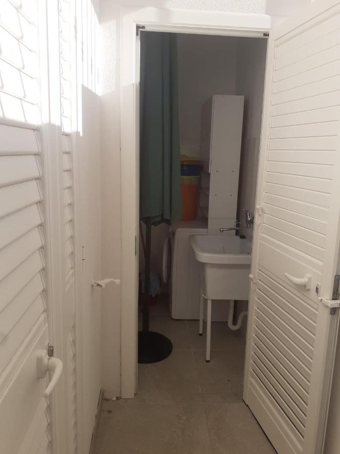 Apartamento Zona Maldive Del Salento, Vistamare2, Sabbia 10'A Piedi, Bbq, 2 Bagni, 2 Clima, Posto Auto Esclusivo Torre Pali Exterior foto
